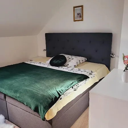 Oliver Apartmanhaz Balatonlelle