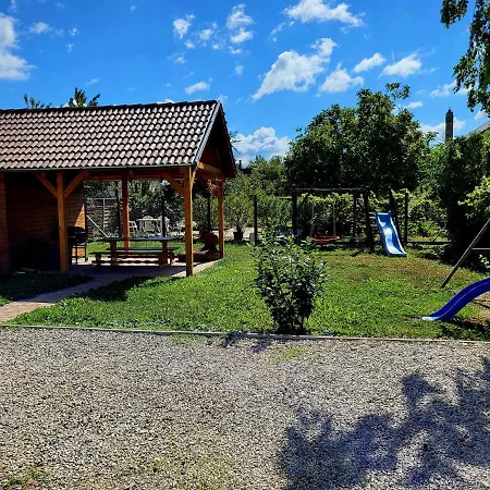 Διαμέρισμα Oliver Apartmanhaz *