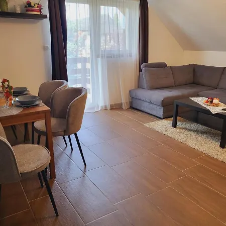 Oliver Apartmanhaz Διαμέρισμα