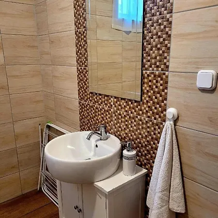 Oliver Apartmanhaz Διαμέρισμα Balatonlelle