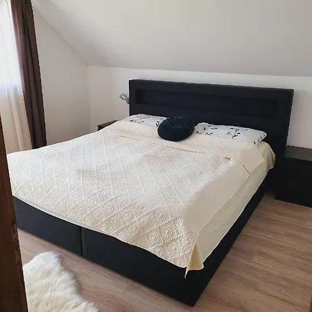 Διαμέρισμα Oliver Apartmanhaz Balatonlelle