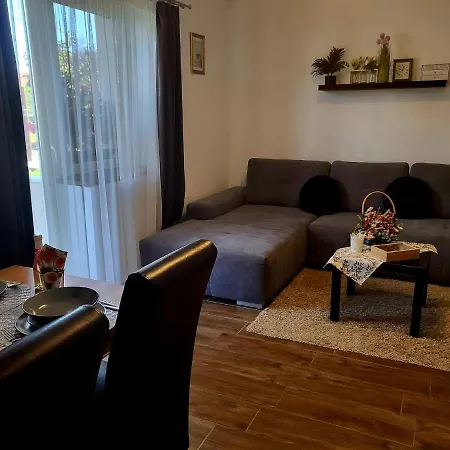 Διαμέρισμα Oliver Apartmanhaz *