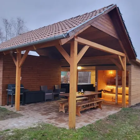 Διαμέρισμα Oliver Apartmanhaz